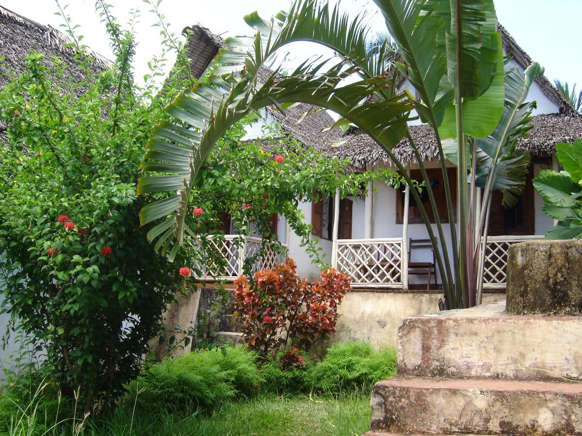 Hotel La Caravelle Ambatoloaka (Nosy Be) Exterior foto